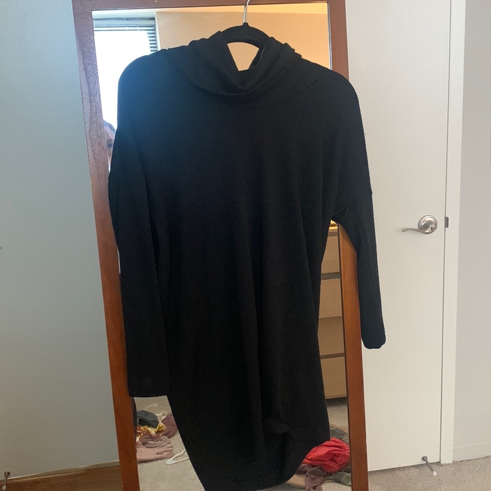 Old Navy Black Turtleneck